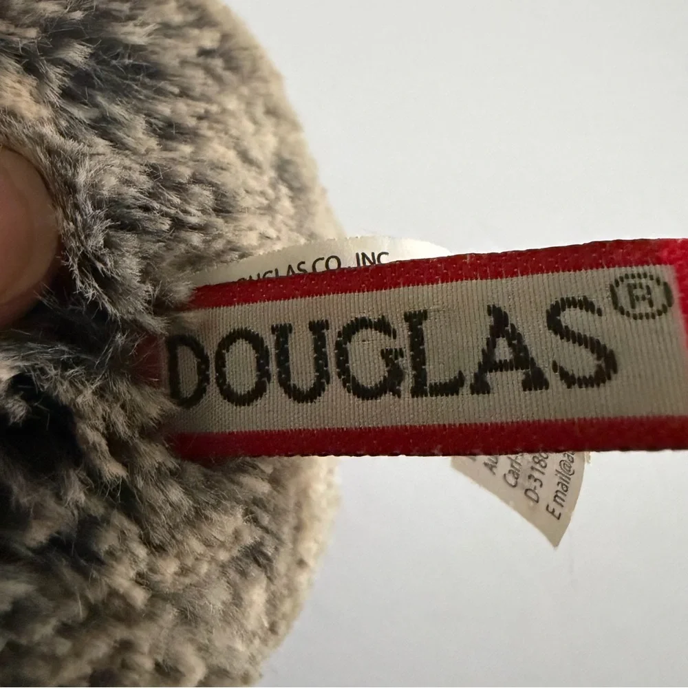 Douglas cuddle toys